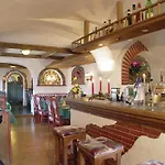 Krosbacher Hof فندق 3*
