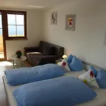 Krosbacher Hof فندق 3*