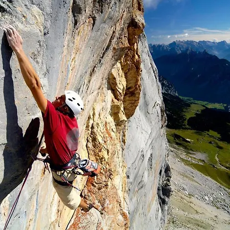 Готель Krosbacher Hof 3*