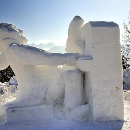 Krosbacher Hof Готель Зефельд-ін-Тіроль