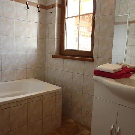 Krosbacher Hof Отель Зеефельд в Тироле