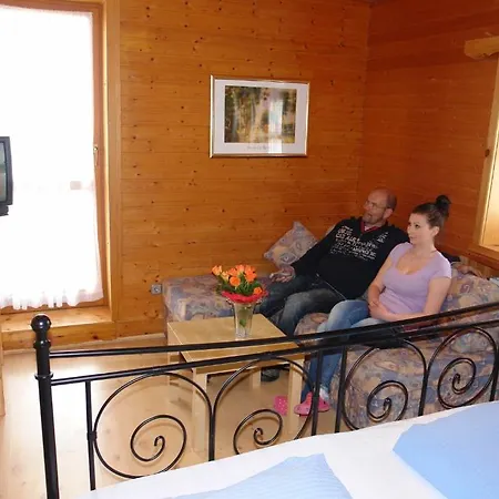 Krosbacher Hof 3* Зеефельд в Тироле