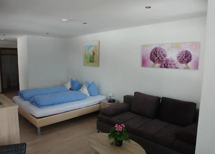 Отель Krosbacher Hof Зеефельд в Тироле