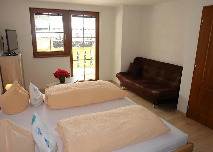 Krosbacher Hof מלון זיפלד אין טירול