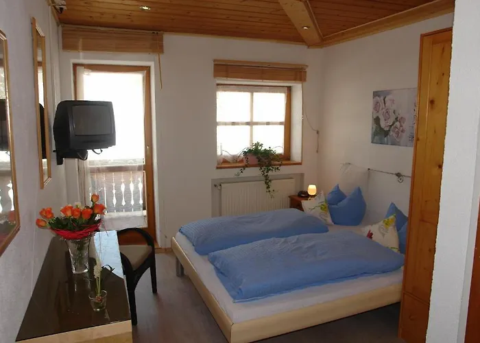 Krosbacher Hof מלון 3*