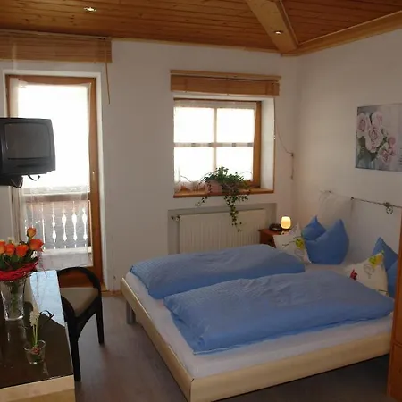 Krosbacher Hof Affittacamere 3*